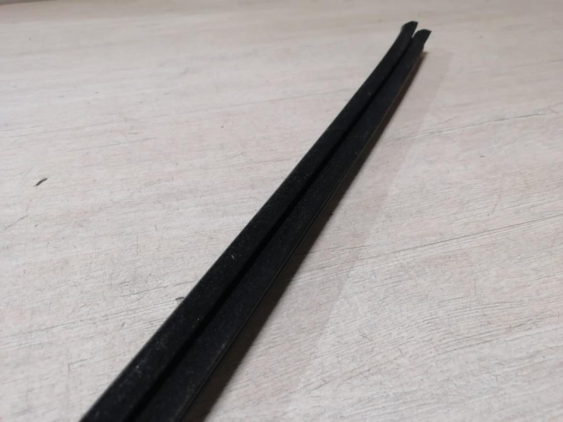 Audi A6 C7 бархотка внутренняя передняя левая