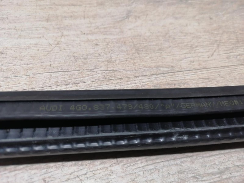 Audi A6 C7 бархотка внутренняя передняя правая