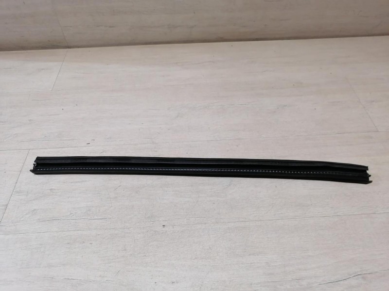 Audi A6 C7 бархотка внутренняя задняя правая