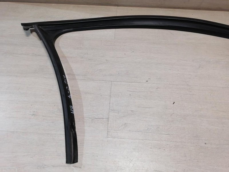 Audi A6 C7 бархотка верхняя передняя правая