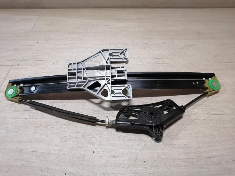 Audi A6 C7 стеклоподъемник задний правый