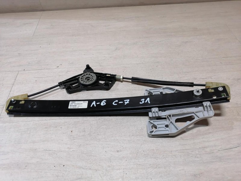 Audi A6 C7 стеклоподъемник задний левый