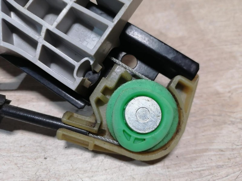 Audi A6 C7 стеклоподъемник задний левый