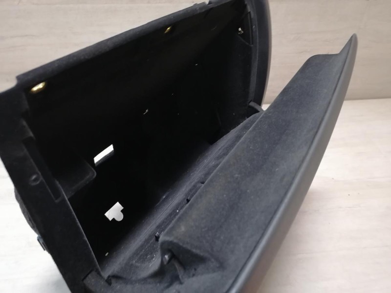 Audi A6 C7 бардачок