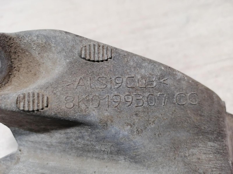 Audi A6 C7 кронштейн подушки двигателя левый