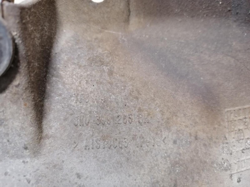 Audi A6 C7 кронштейн коробки балка под коробку акпп