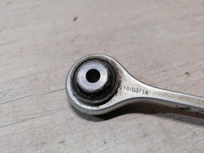 Audi A6 C7 стойка переднего стабилизатора 4g0411317a