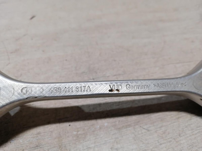 Audi A6 C7 стойка переднего стабилизатора 4g0411317a