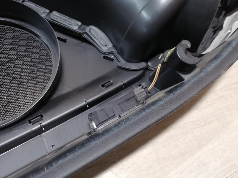 Audi A6 C7 обшивка двери задняя левая