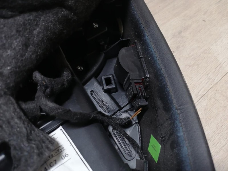 Audi A6 C7 обшивка двери задняя левая