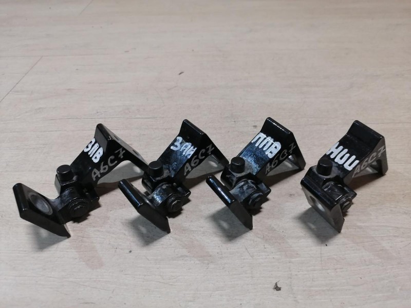 Audi A6 C7 петля двери правая