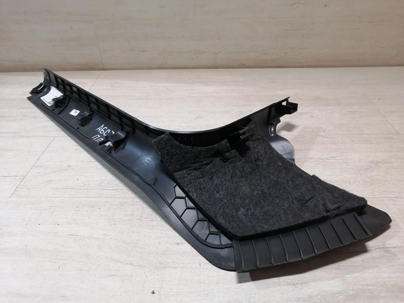 Audi A6 C7 обшивка порога передняя правая