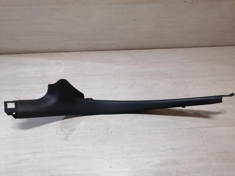 Audi A6 C7 обшивка порога задняя левая