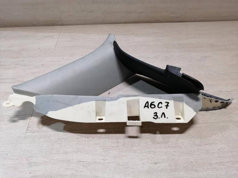 Audi A6 C7 обшивка задней стойки верхняя на форточку левая