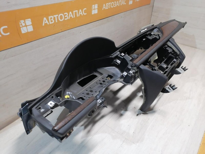 Audi A6 C7 торпедо стрел