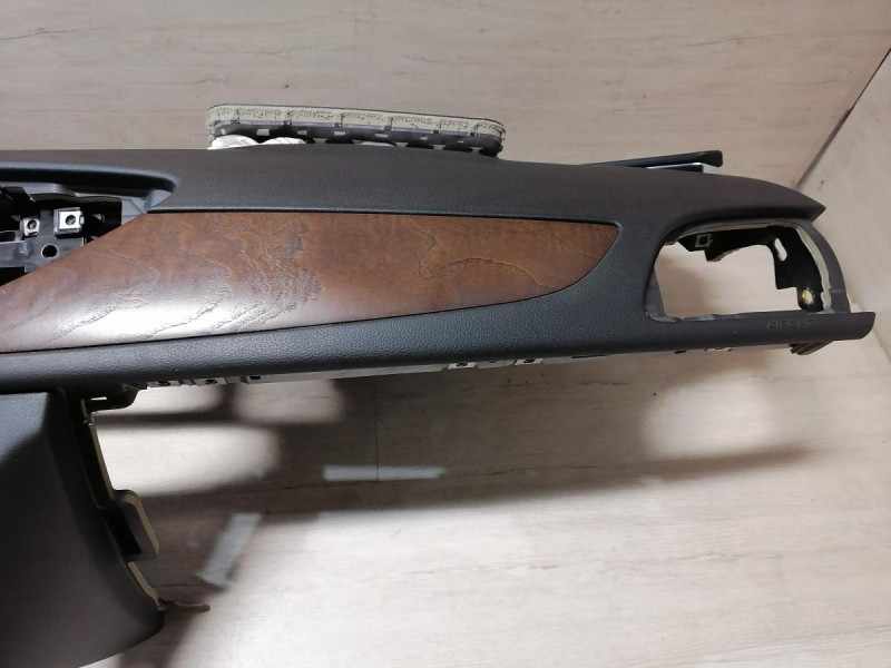 Audi A6 C7 торпедо стрел