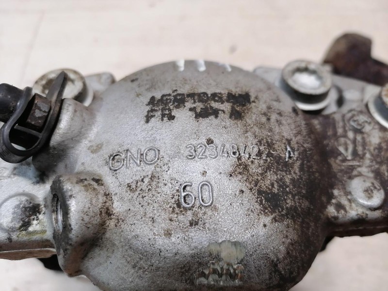 Audi A6 C7 суппорт передний правый без направляющих