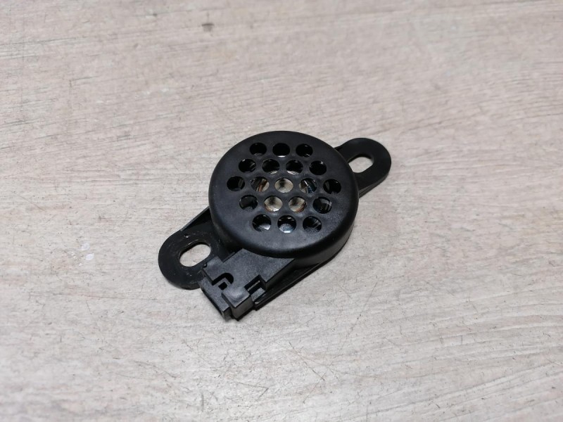 Audi A6 C7 динамик парктроников