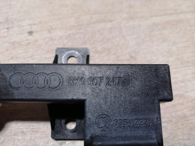 Audi A6 C7 антенна бесключевого доступа