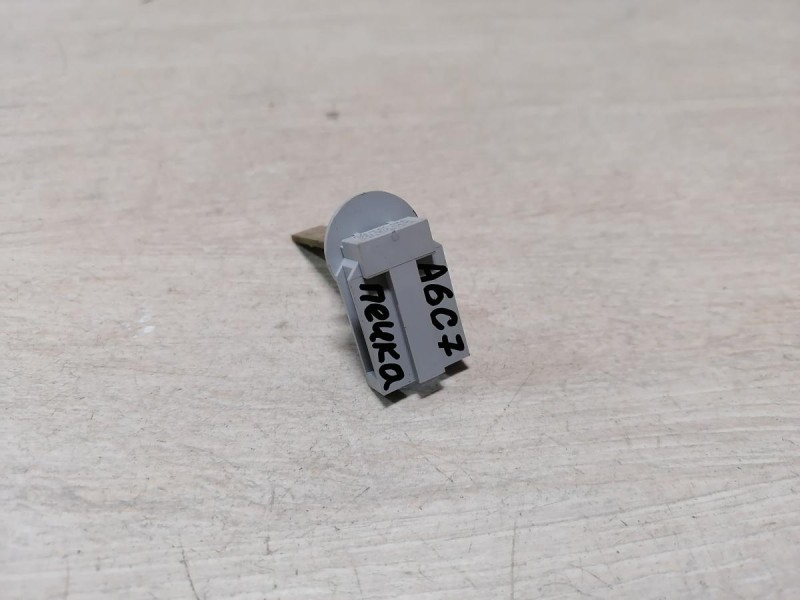 Audi A6 C7 датчик температуры салона в печке