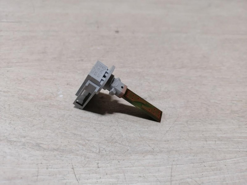 Audi A6 C7 датчик температуры салона в печке