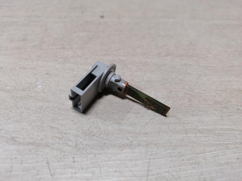 Audi A6 C7 датчик температуры салона в печке