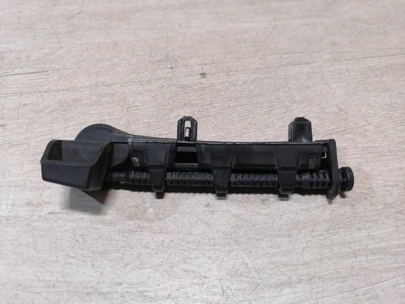 Audi A6 C7 крепление заднего бампера правое