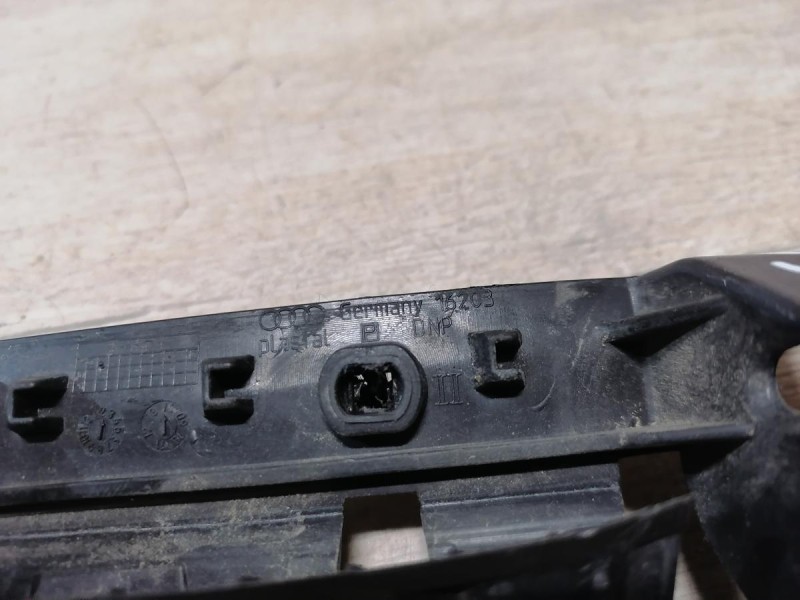 Audi A6 C7 крепление заднего бампера правое