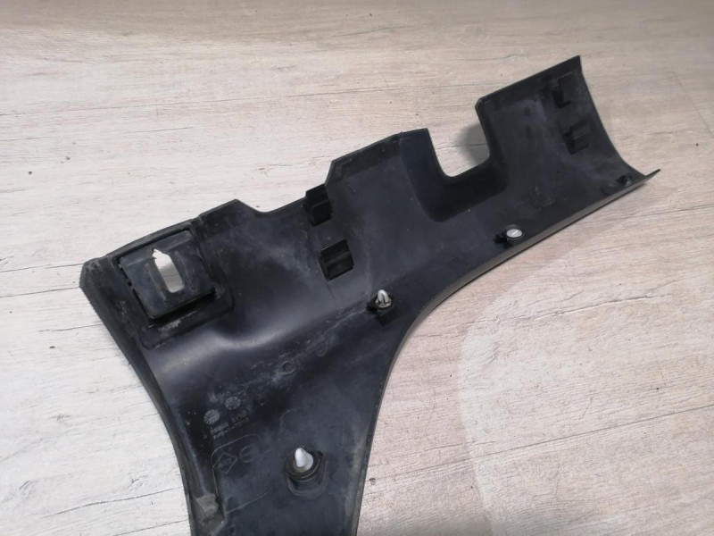Sandero №17 расширитель крыла задний правый