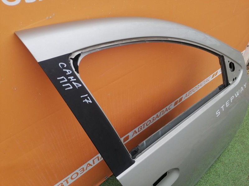 Sandero №17 дверь передняя правая деф