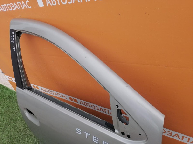 Sandero №17 дверь передняя правая деф