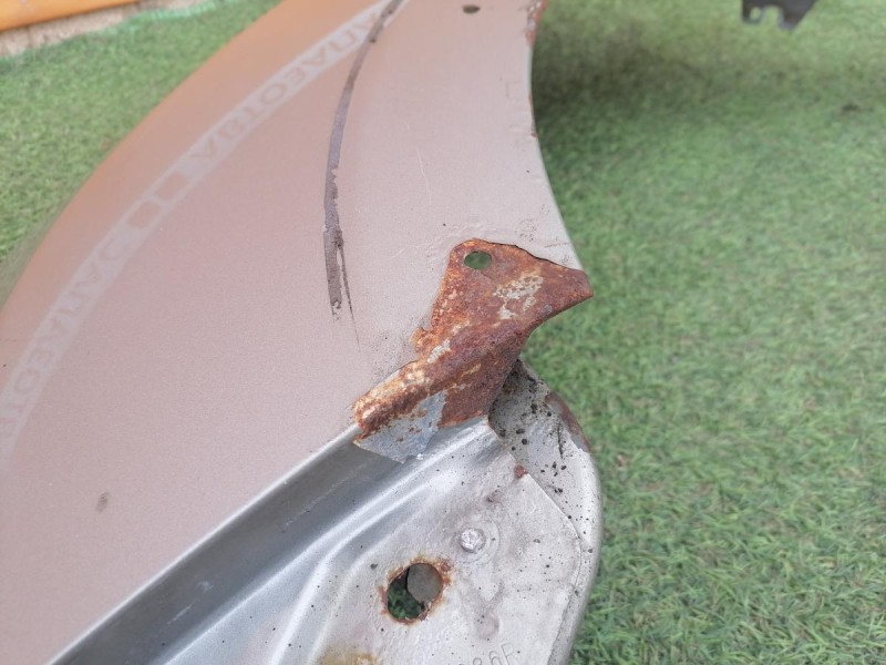 Sandero №17 крыло переднее левое деф