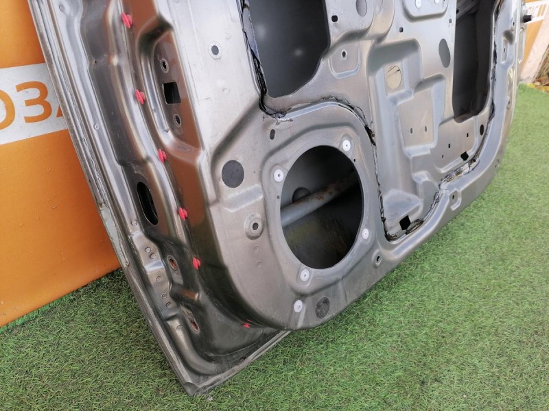 Actyon №2 дверь передняя правая деф