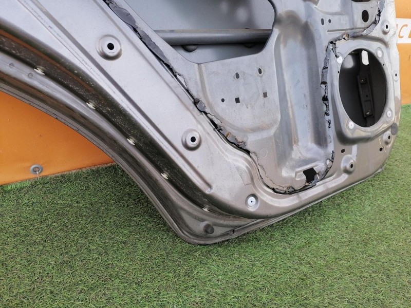 Actyon №2 дверь задняя левая деф