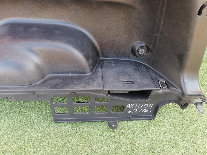 Actyon №2 обшивка багажника правая