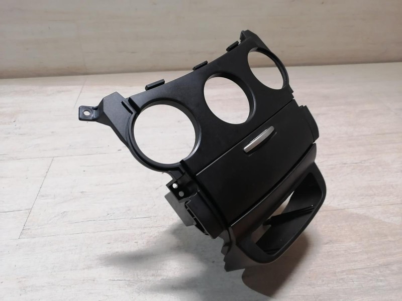 Actyon №2 накладка торпедо под блок климата ящик