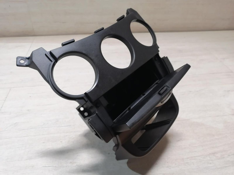 Actyon №2 накладка торпедо под блок климата ящик