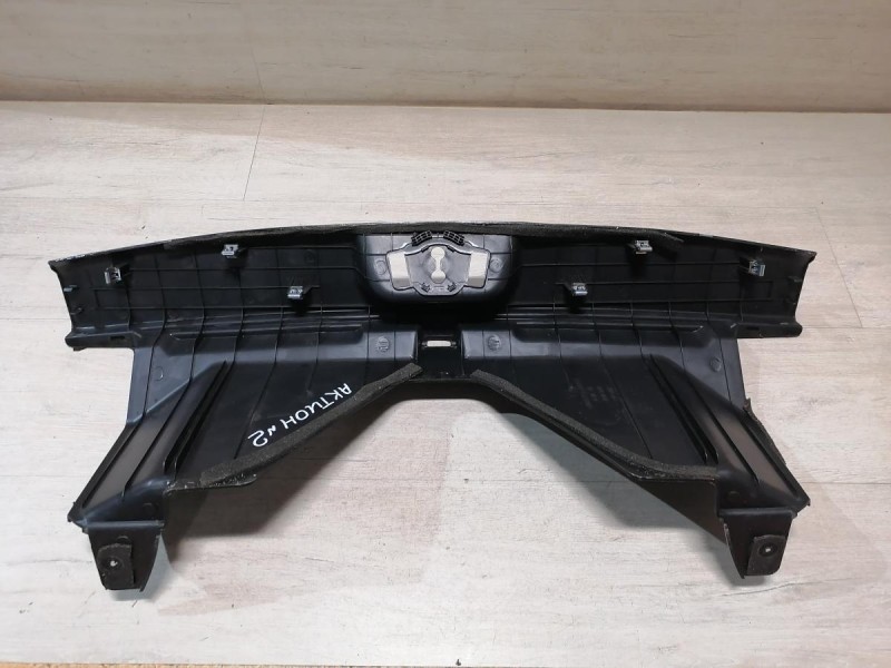 Actyon №2 обшивка задней панели накладка