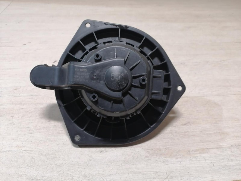 Actyon №2 моторчик печки без крыльчатки