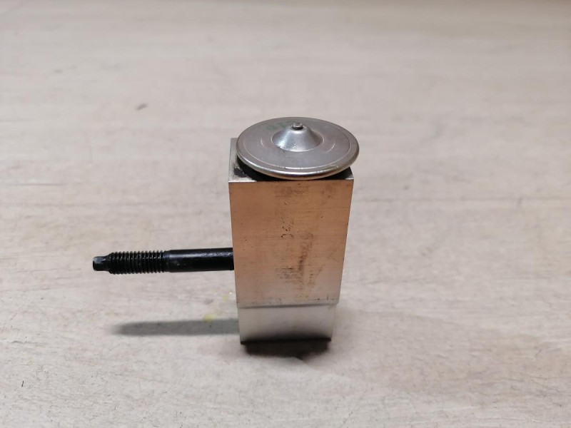 Actyon №2 клапан кондиционера