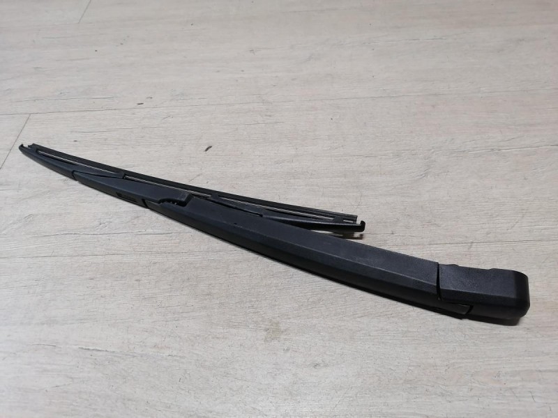 Actyon №2 поводок заднего дворника