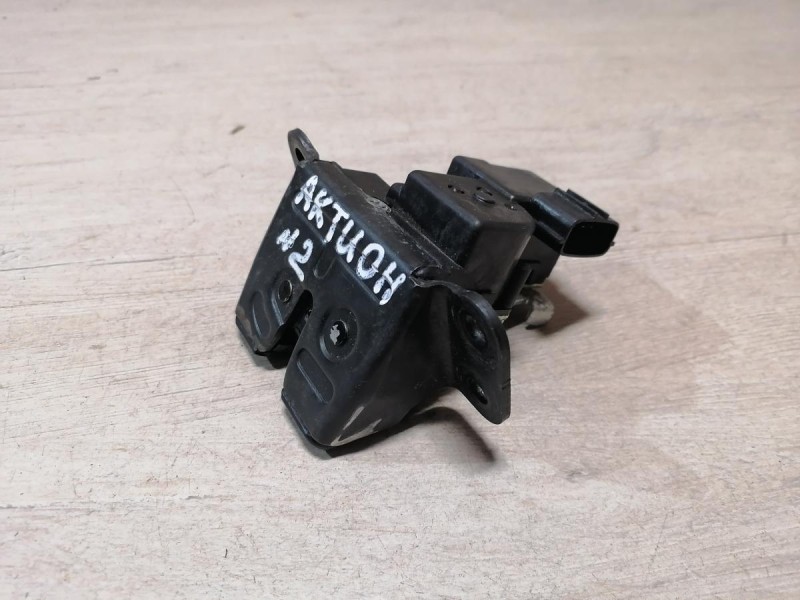 Actyon №2 замок багажника