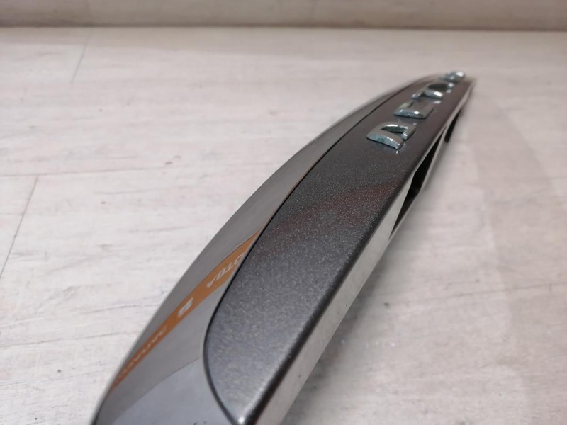 Actyon №2 молдинг крышки багажника деф