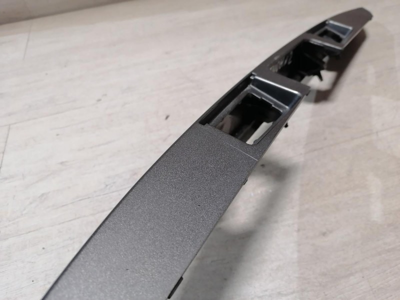 Actyon №2 молдинг крышки багажника деф