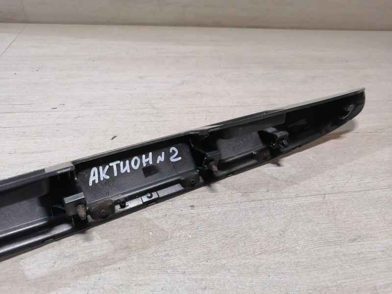 Actyon №2 молдинг крышки багажника деф