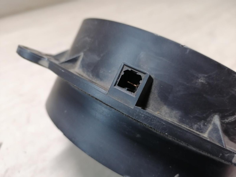 Actyon 2 динамик