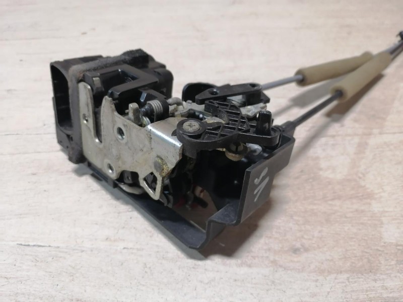 Actyon №2 замок двери задний левый