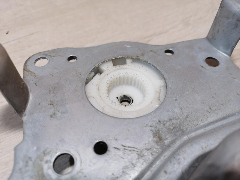 Actyon №2 стеклоподъемник передний правый