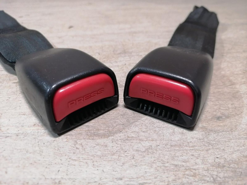 Actyon №2 замок ремня безопасности задний