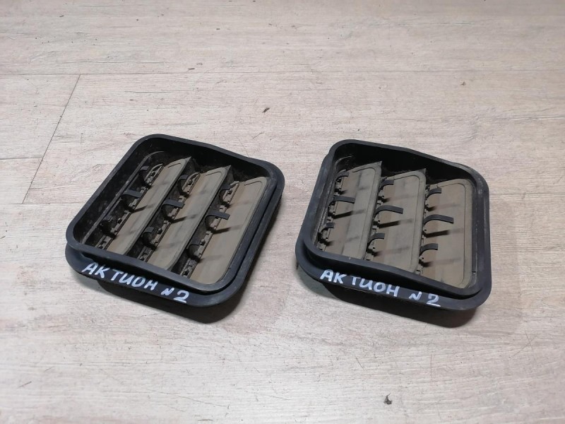 Actyon №2 решетка вентиляции багажника клапан